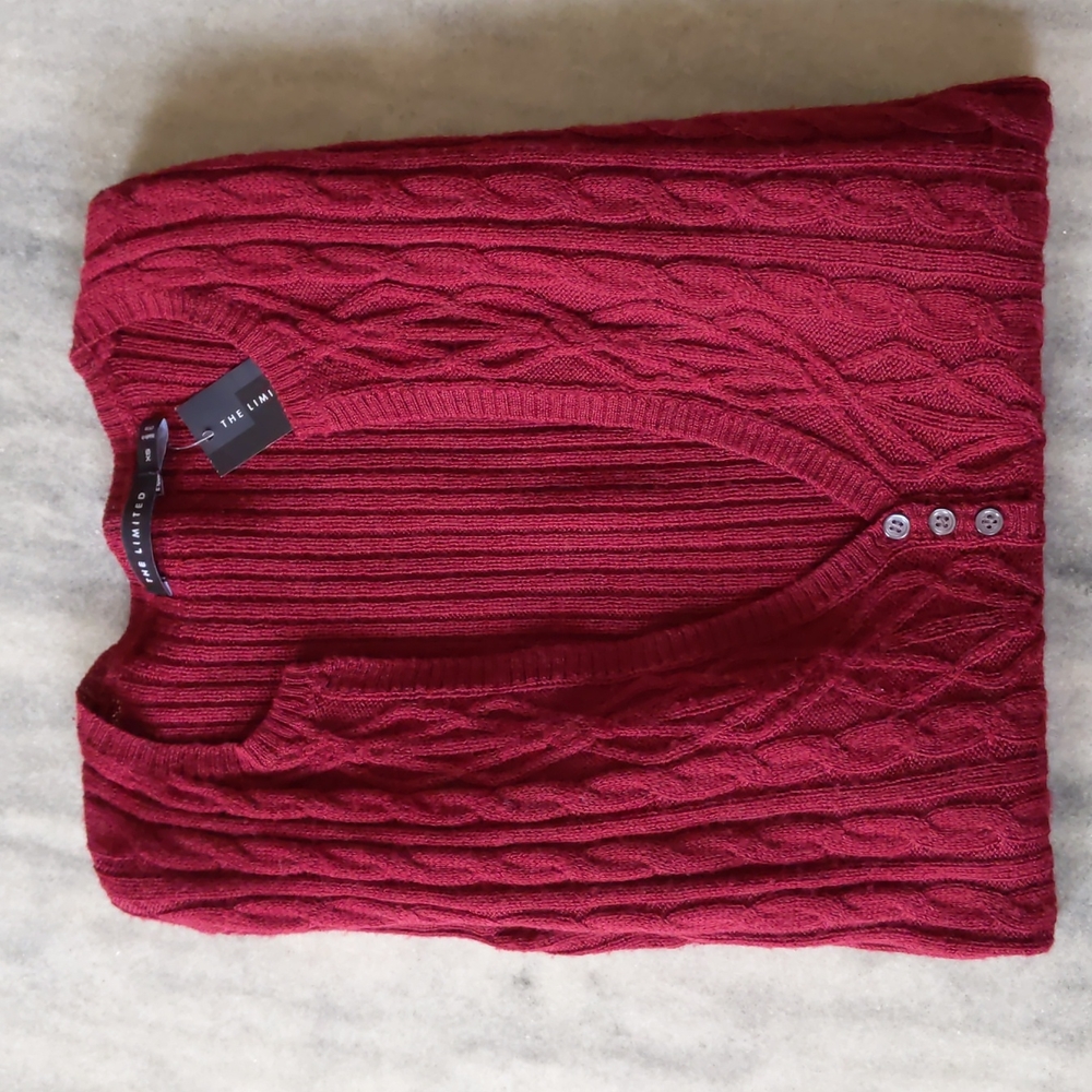 NWT. Express Woman's Wool blended lightweight sweater with knit patterns.